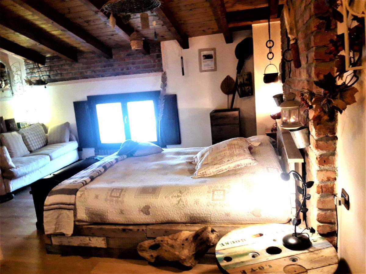 B&B Relais Cascina Al Campaccio Taino Exterior foto